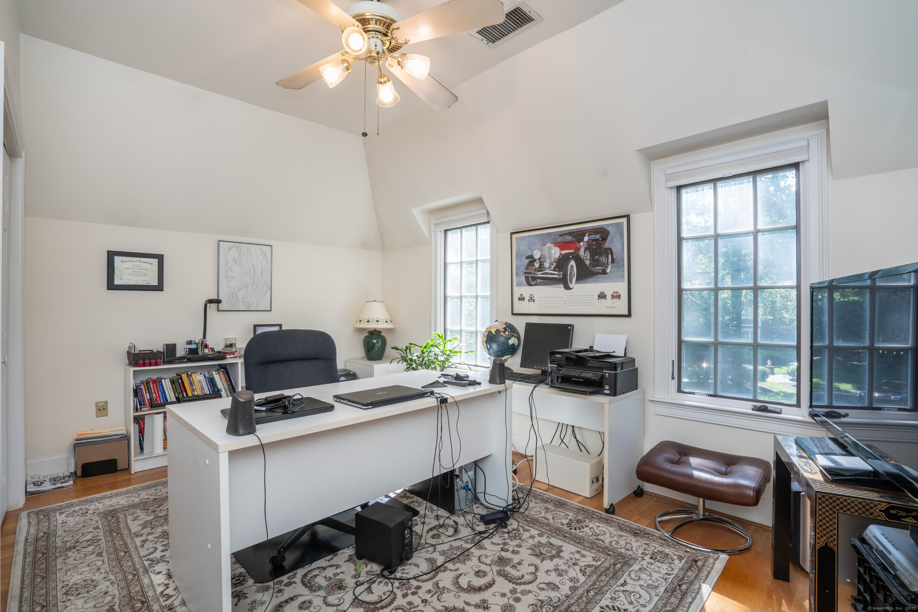 4 Chiltern Street Farmington, CT 06032 - Photo 28 of 37 This is the second bedroom