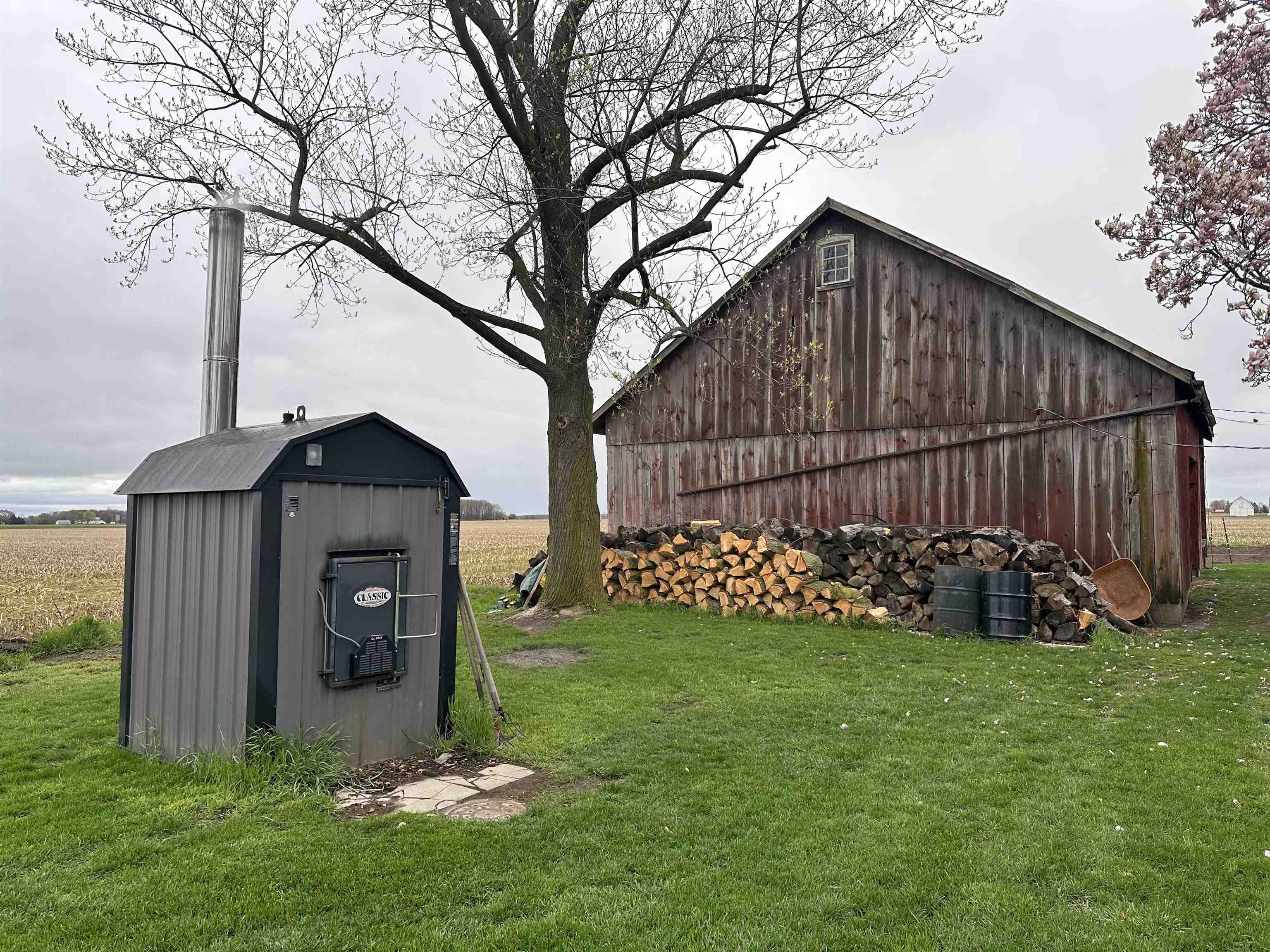 2087 Allan Road Owosso, MI 48867 - Photo 9 of 47 50139798-0cfb7ccc-8089-4dab-a462-a3b5c384eec2.JPG