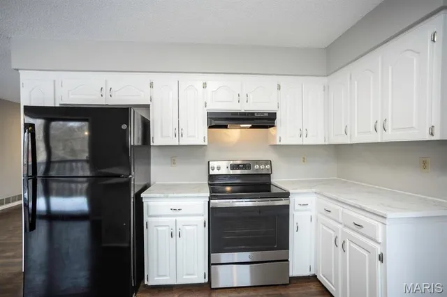 $230,000 | 21715 Rudolph Drive, Waynesville, MO 65583