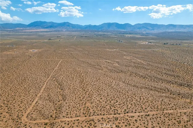 $52,000 | 0 Vac/cor Avenue, Llano, CA 93544