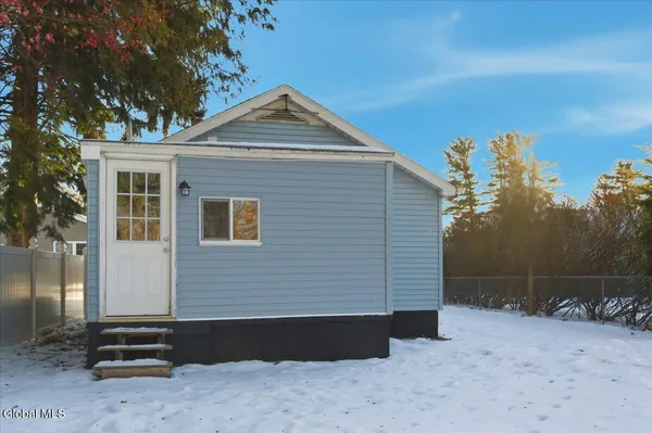 $176,000 | 1332 Floral Avenue, Rotterdam, NY 12306