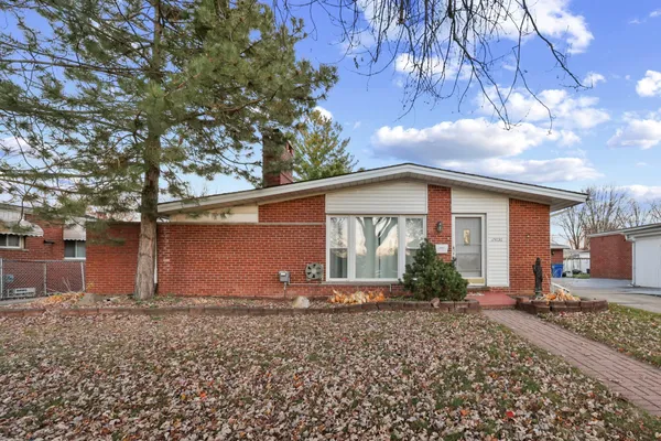$167,000 | 24736 Masch Avenue, Warren, MI 48091