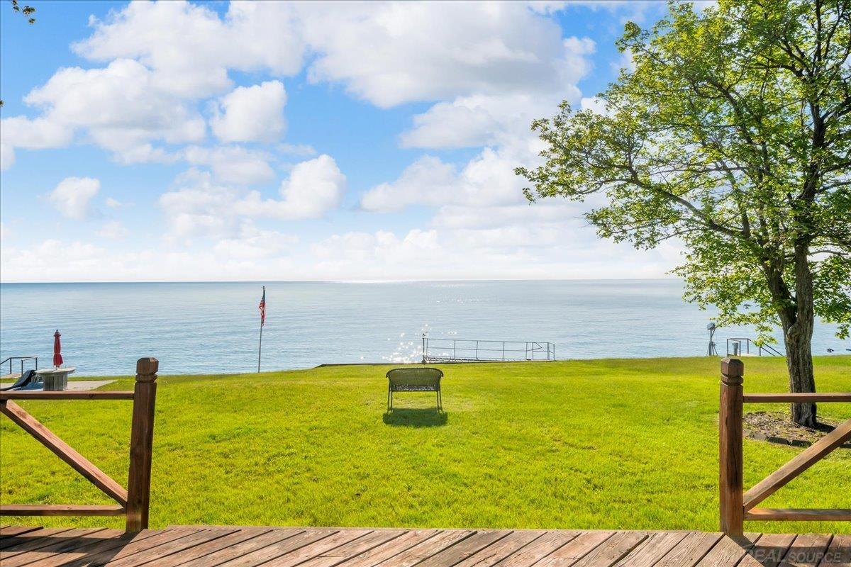 8723 Lakeshore Road Lexington, MI 48450 - Photo 6 of 47 Gallery Image 6