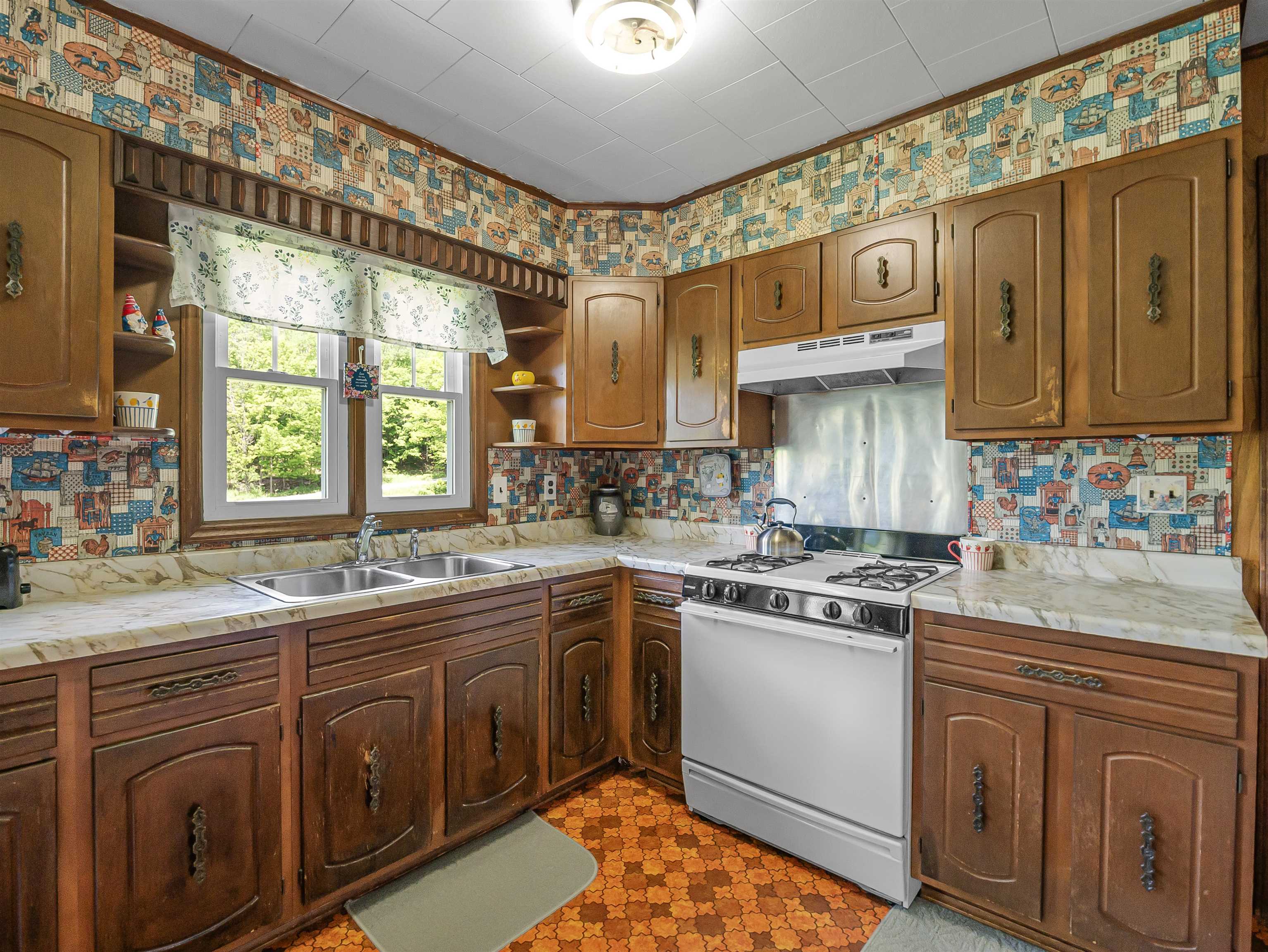 174 Biddie Knob Road Hubbardton, VT 05735 - Photo 9 of 31