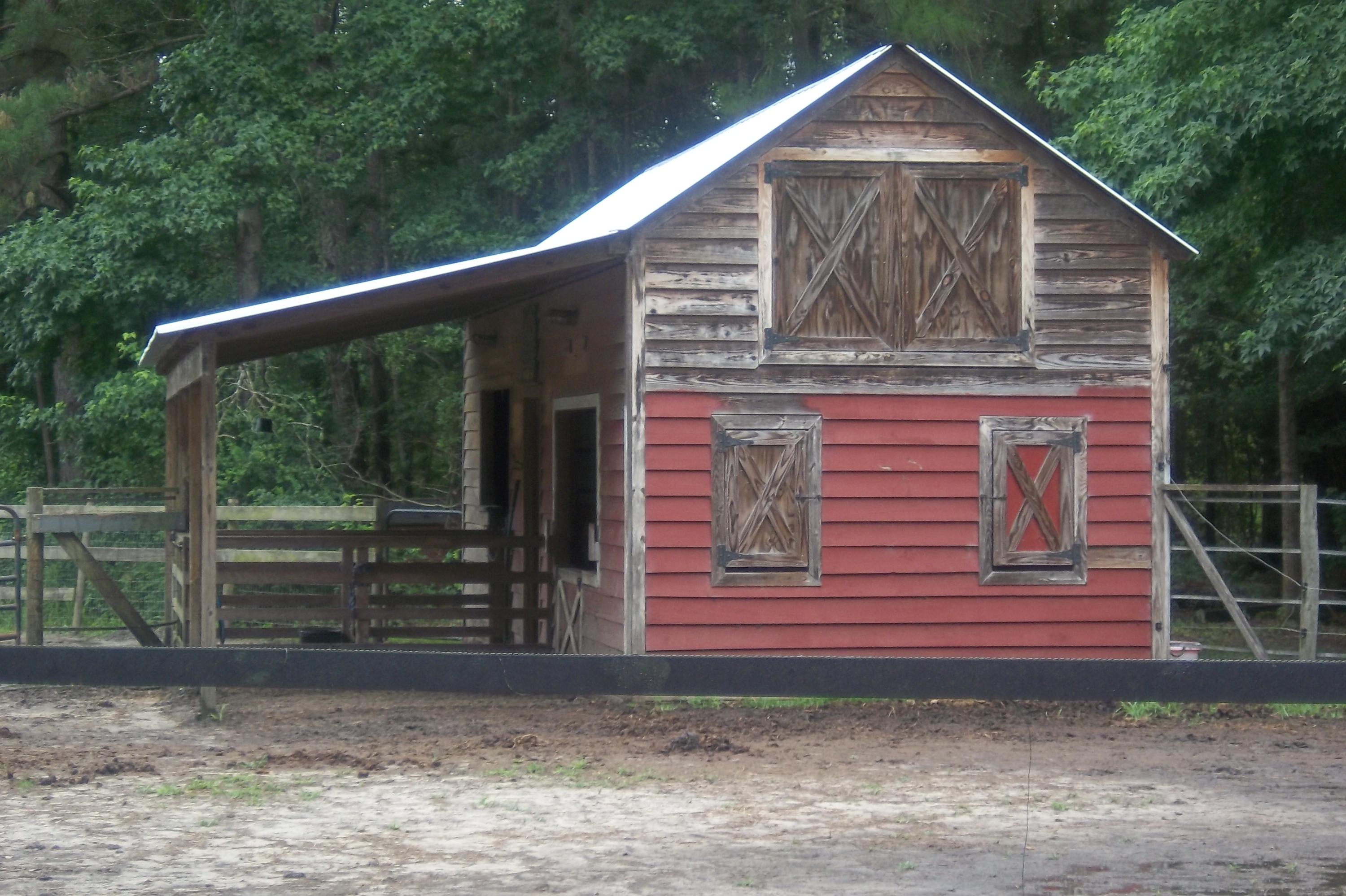 2998 Weans Road Walterboro, SC 29488 - Photo 22 of 44 Barn view side