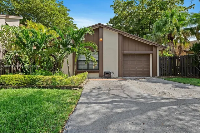 $609,000 | 10923 Southwest 134th Court, Miami, FL 33186