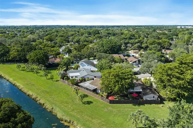 $609,000 | 10923 Southwest 134th Court, Miami, FL 33186