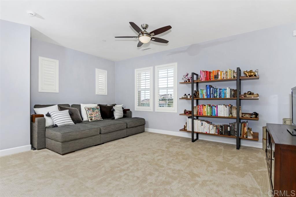 7310 Calle Pera Carlsbad, CA 92009 - Photo 20 of 25