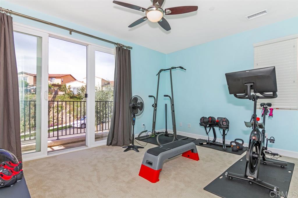 7310 Calle Pera Carlsbad, CA 92009 - Photo 21 of 25