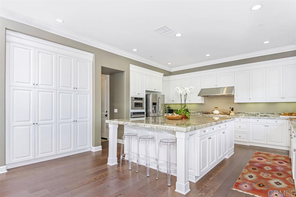 7310 Calle Pera Carlsbad, CA 92009 - Photo 8 of 25