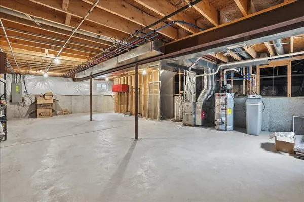 $389,500 | 10132 Azalea Drive, Crown Point, IN 46307