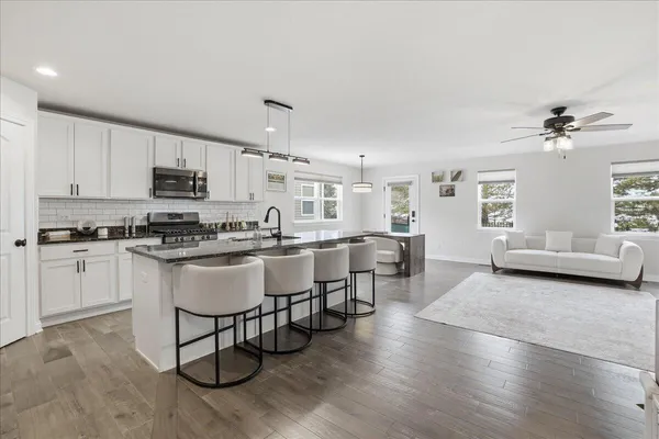 $389,500 | 10132 Azalea Drive, Crown Point, IN 46307