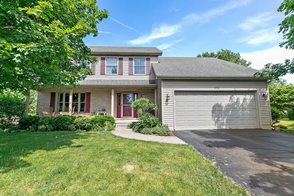 $394,900 | 924 Locust Street, Sycamore, IL 60178