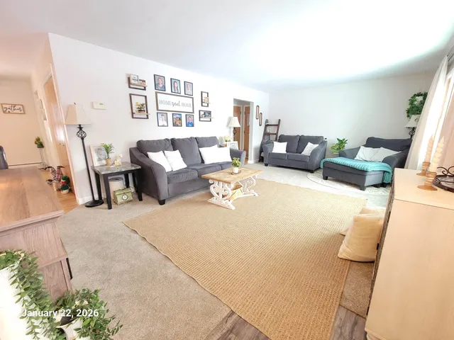 $314,900 | 215 West Cameron Street, New London, WI 54961