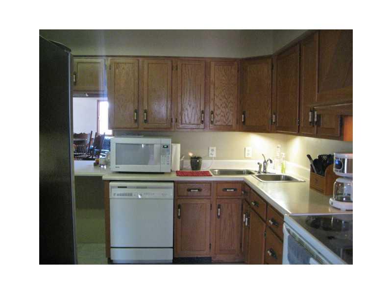 3206 South Meridian Road Greenfield, IN 46140 - Photo 5 of 17 Gallery Image 5