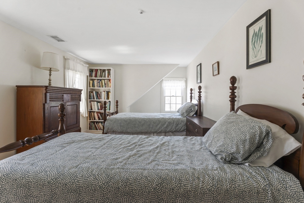 23 Beetle Swamp Road Edgartown, MA 02539 - Photo 30 of 40
