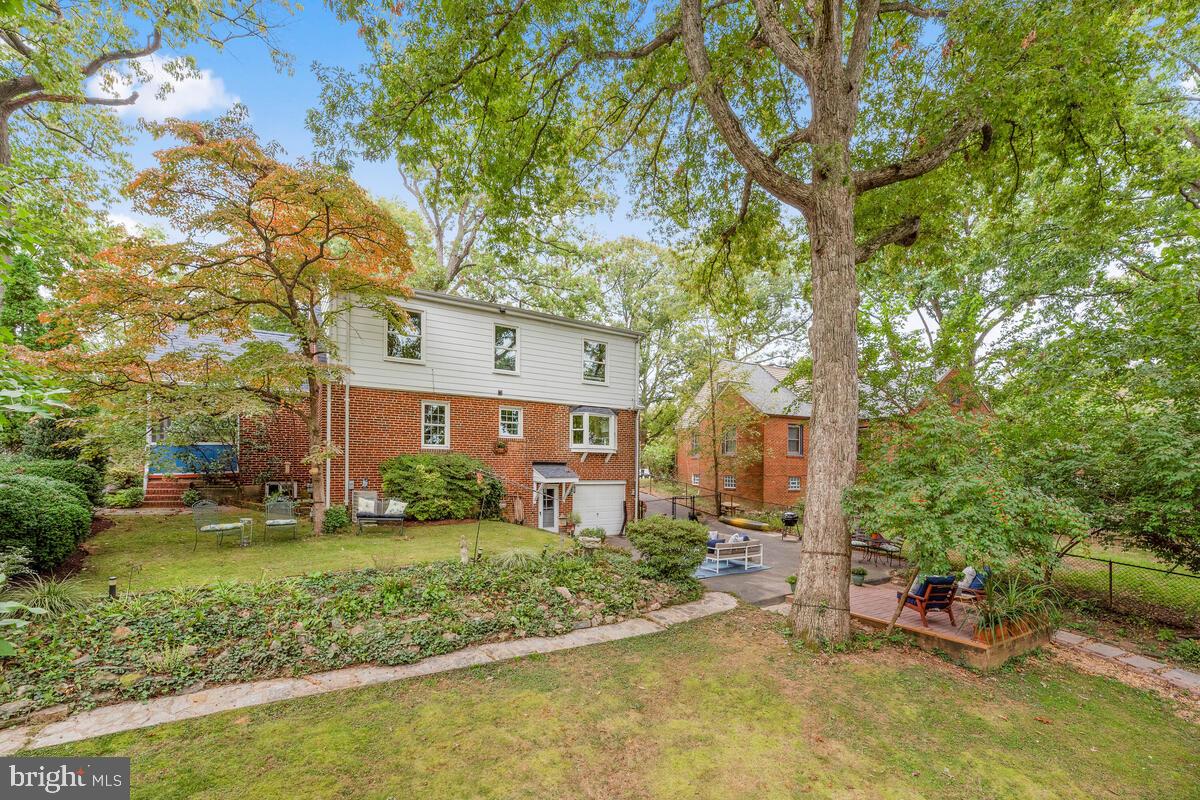 8902 Bradford Road Silver Spring, MD 20901 - Photo 30 of 36