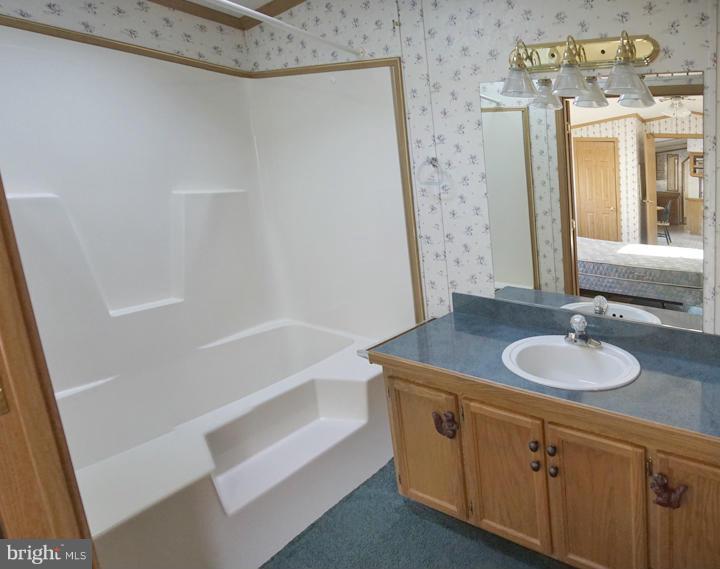 1336 Evering Avenue Rosedale, MD 21237 - Photo 17 of 21 Bath (Master)