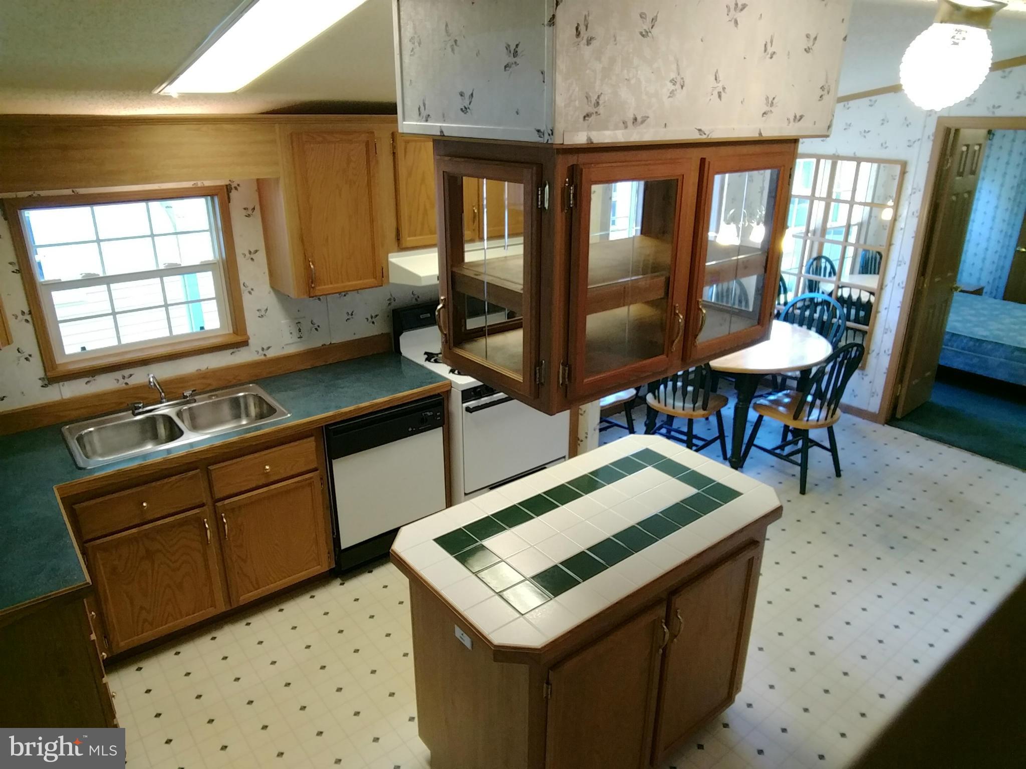 1336 Evering Avenue Rosedale, MD 21237 - Photo 10 of 21 Kitchen