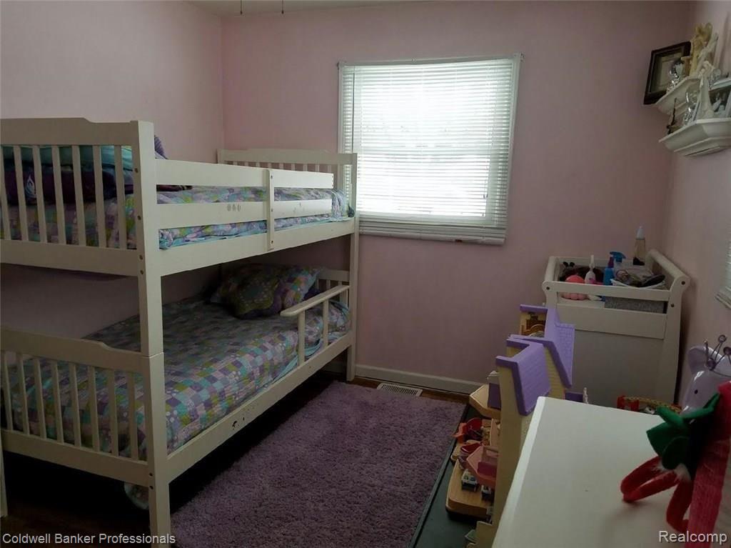 47401 Roland Street Utica, MI 48317 - Photo 12 of 20 12.jpg