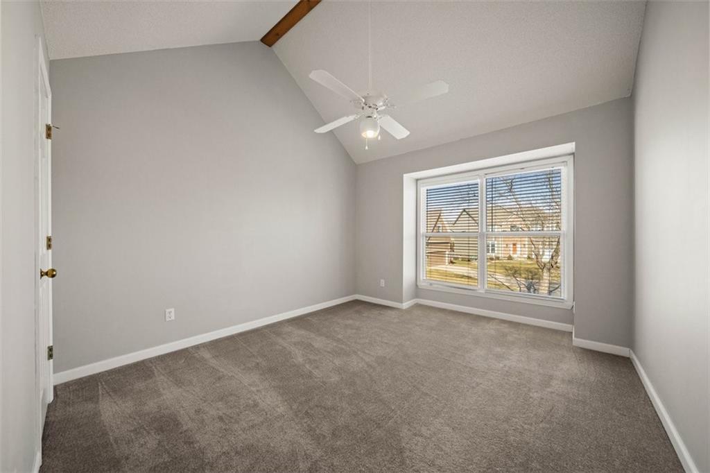 12627 Slater Lane Overland Park, KS 66213 - Photo 25 of 49