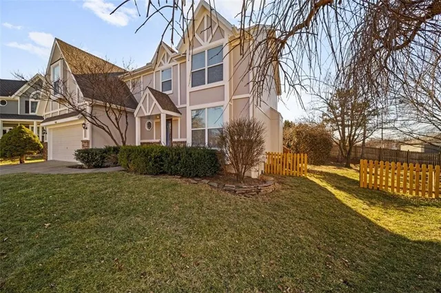 $519,000 | 12627 Slater Lane, Overland Park, KS 66213