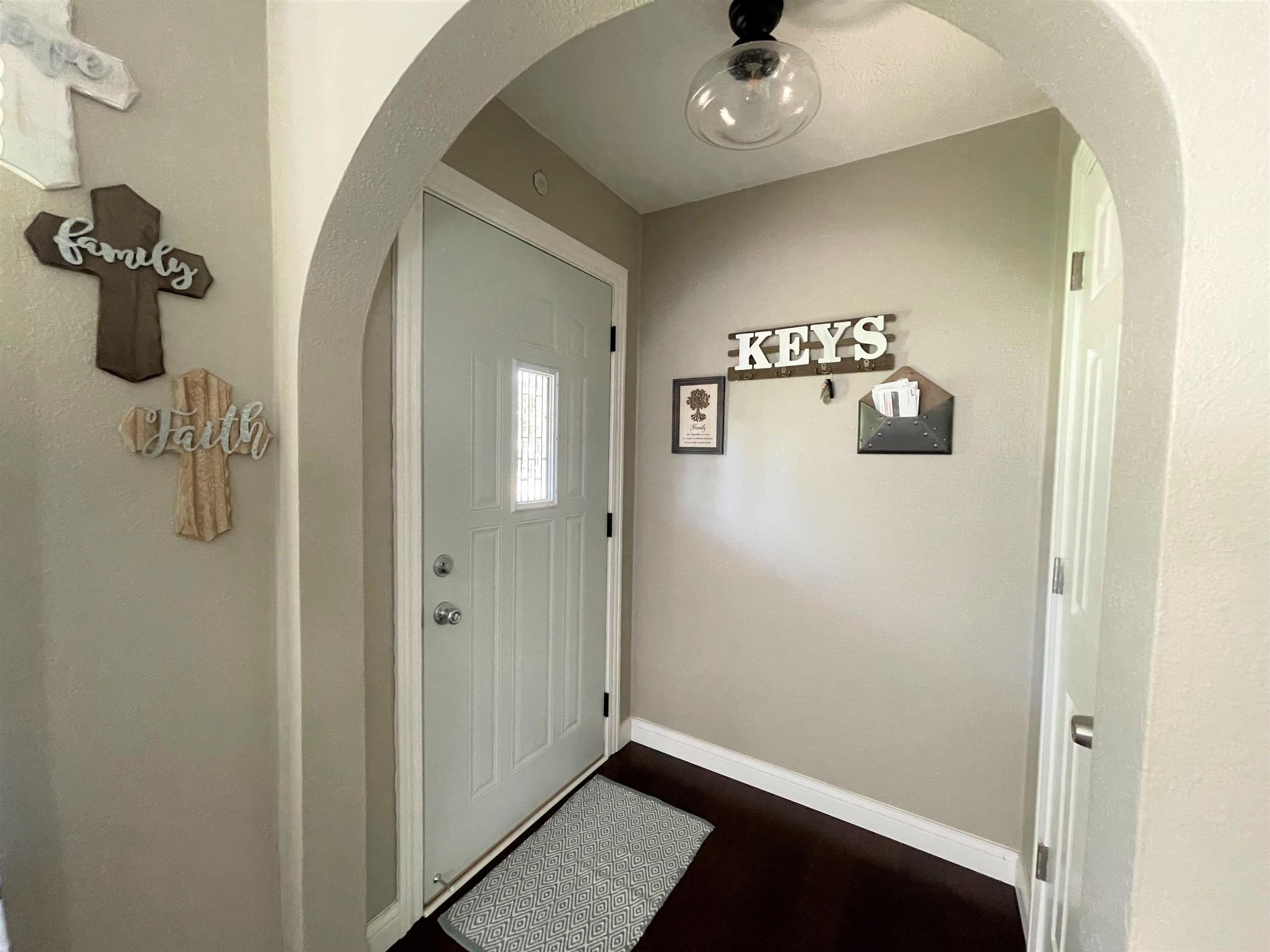 1511 Halsted Road Rockford, IL 61103 - Photo 3 of 40 Gallery Image 3