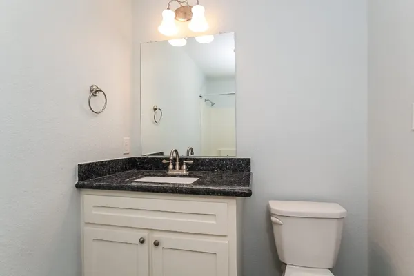 $2,015 | 1140 Glenda Street, Pearland, TX 77581