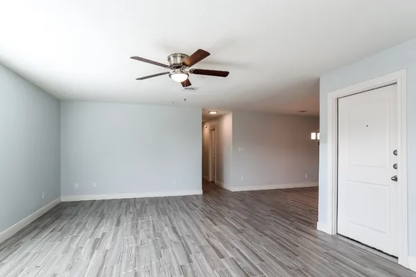 $2,015 | 1140 Glenda Street, Pearland, TX 77581