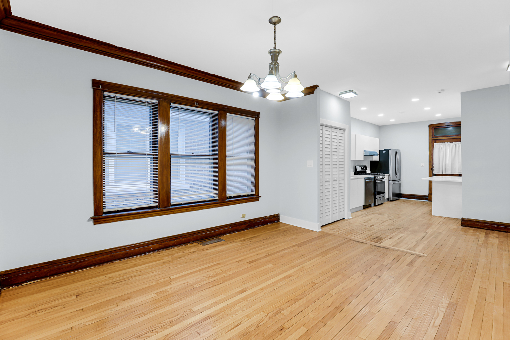 4218 North Monitor Avenue, Unit 1 Chicago, IL 60634 - Photo 3 of 9