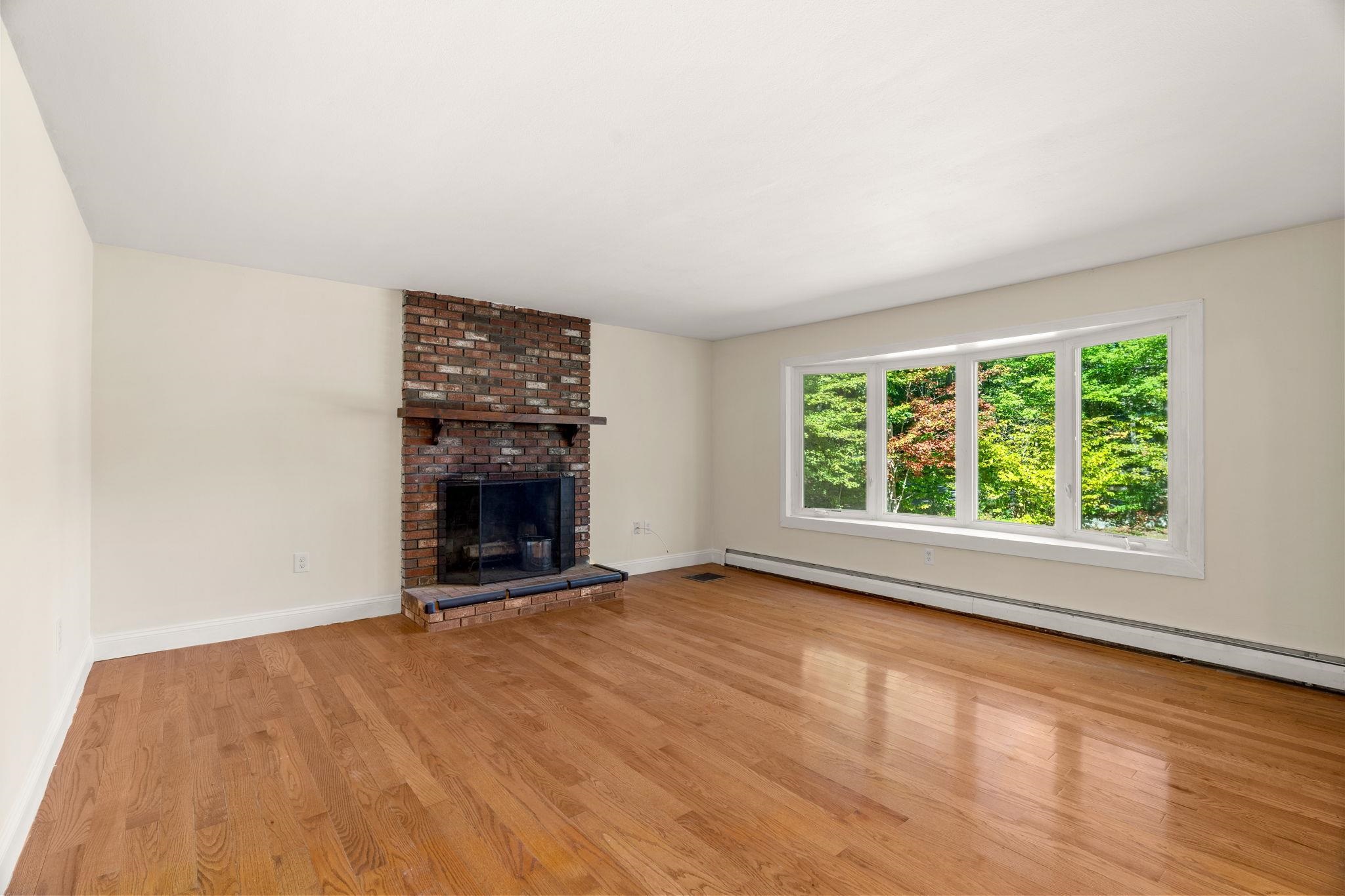 57 Hampstead Road Danville, NH 03819 - Photo 19 of 35