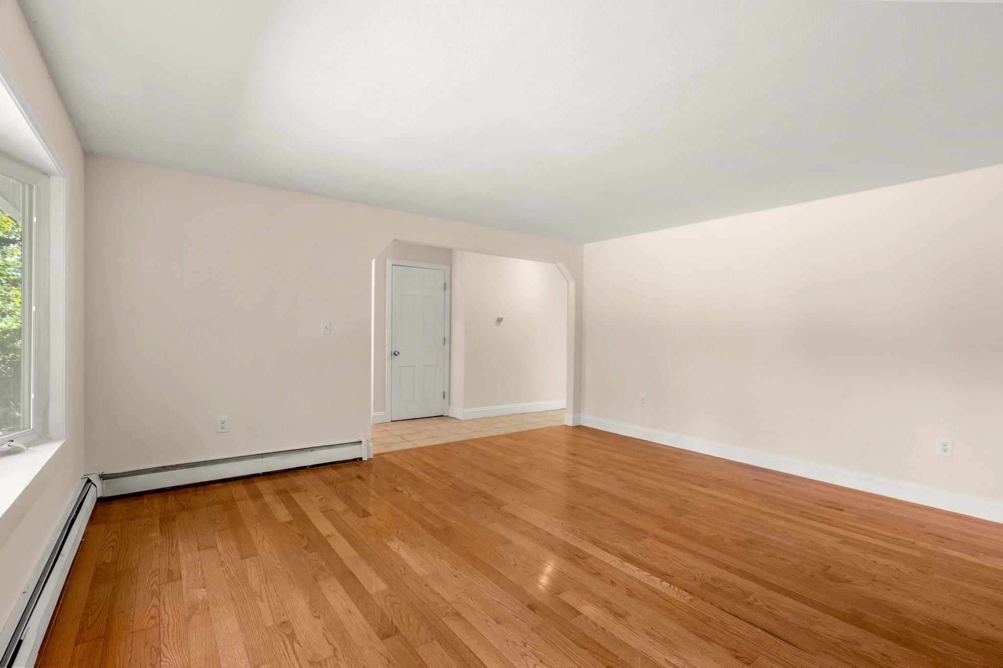 57 Hampstead Road Danville, NH 03819 - Photo 20 of 35