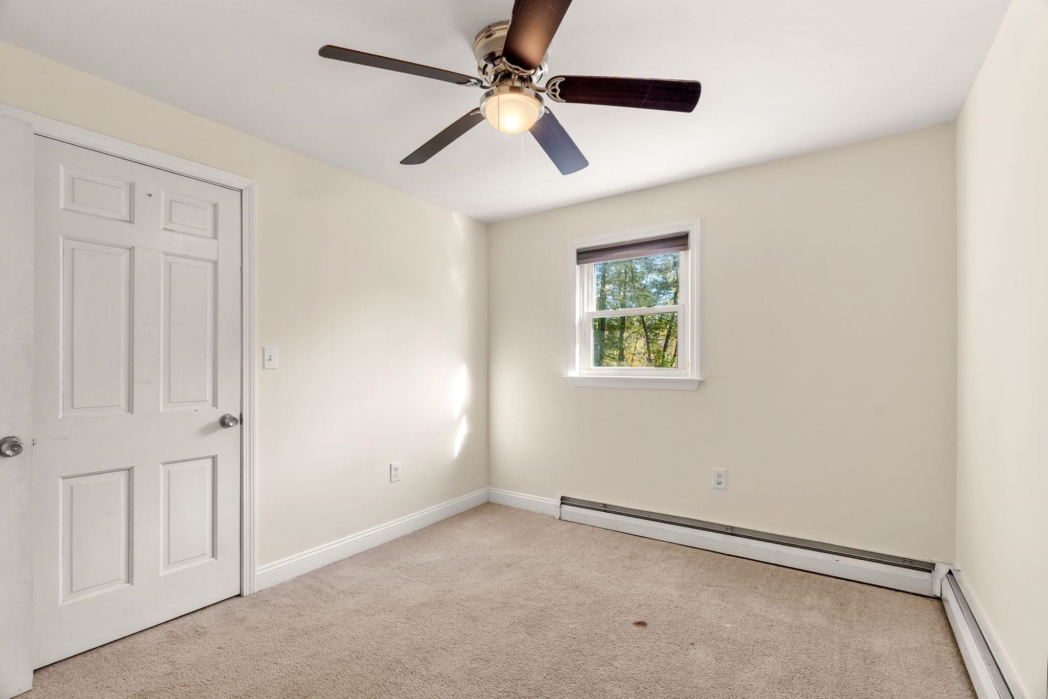 57 Hampstead Road Danville, NH 03819 - Photo 30 of 35