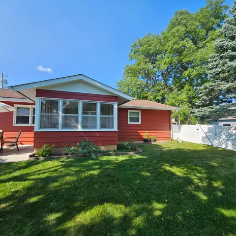 $375,000 | 1020 North Street, Lake Geneva, WI 53147