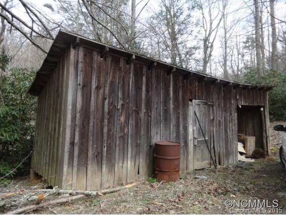 1972 Crabtree Road Spruce Pine, NC 28777 - Photo 13 of 14 Gallery Image 13