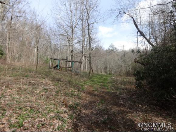 1972 Crabtree Road Spruce Pine, NC 28777 - Photo 10 of 14 Gallery Image 10