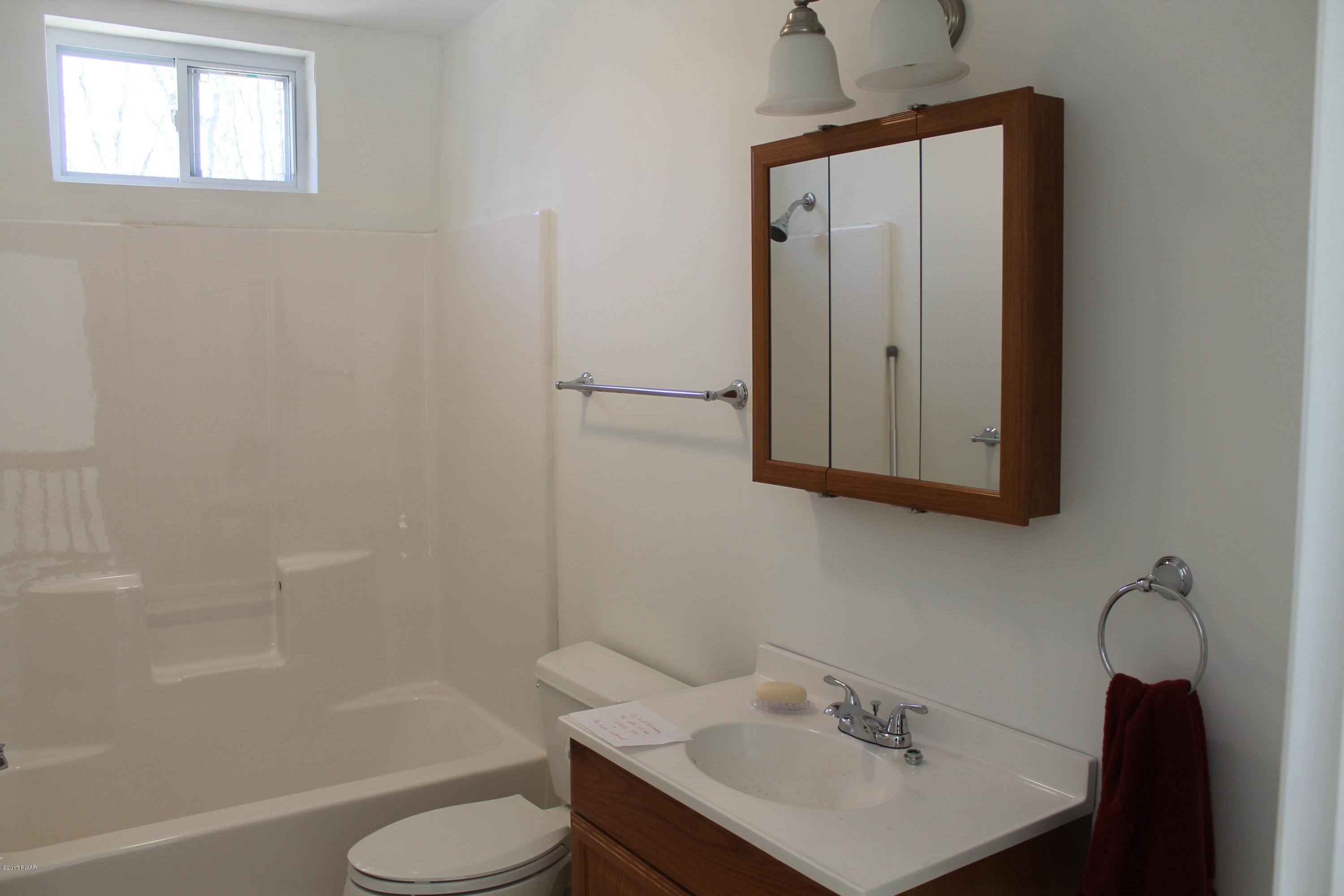107 Butternut Road Milford, PA 18337 - Photo 6 of 23