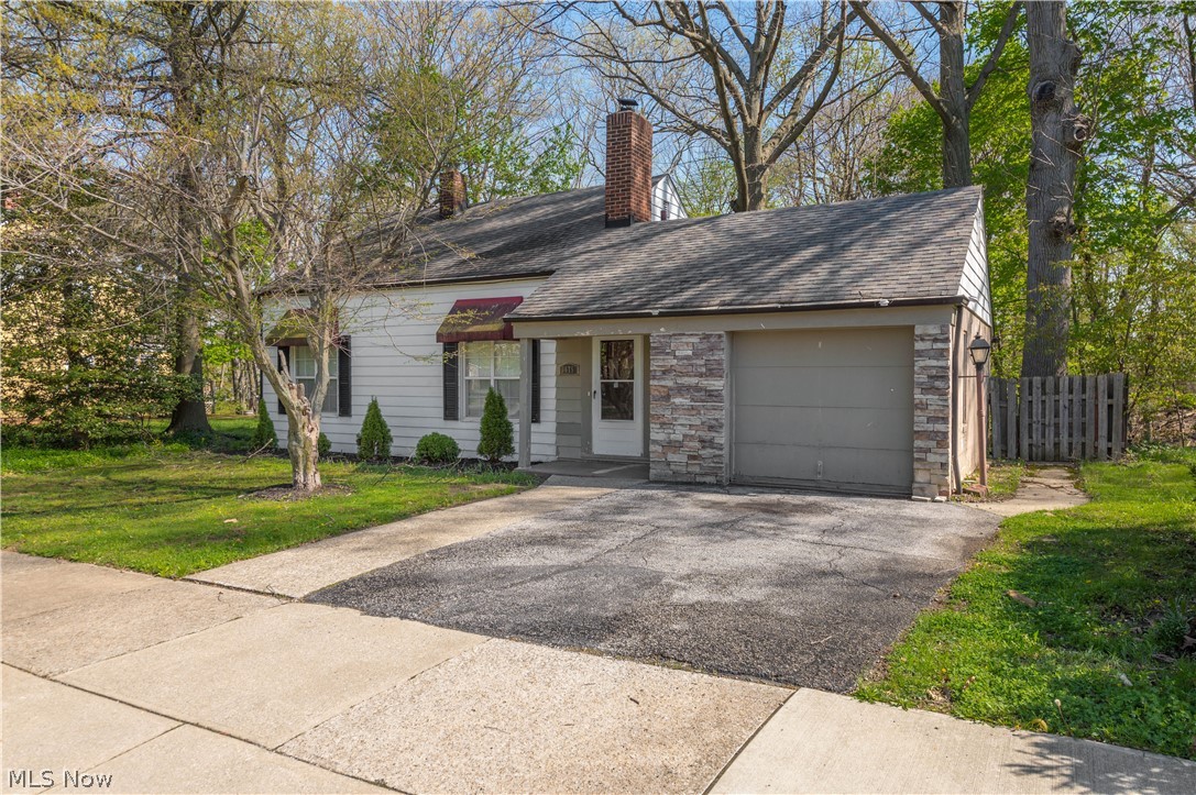 3675 Randolph Road Cleveland Heights, OH 44121 - Photo 2 of 50