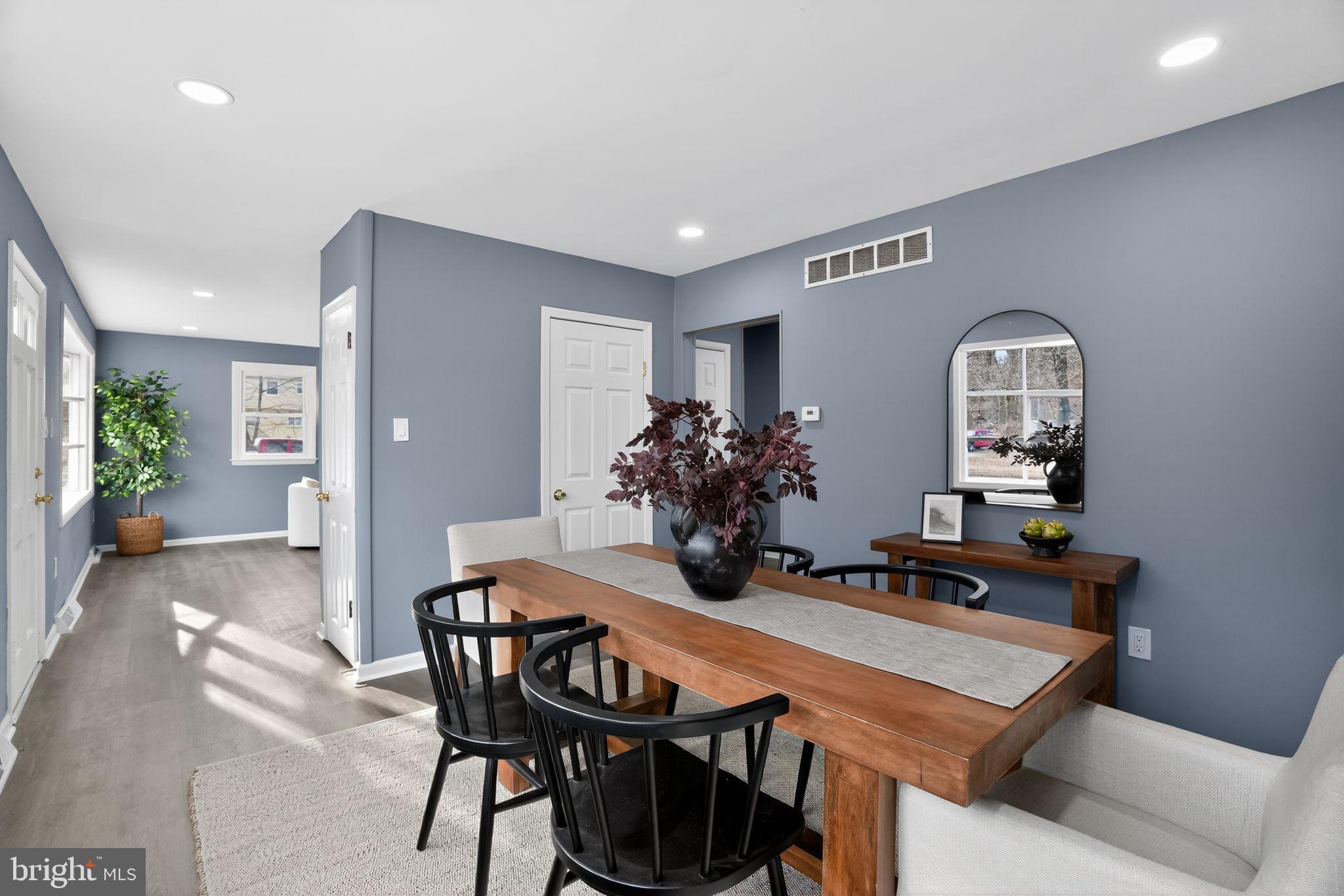 218 East Somerdale Road Somerdale, NJ 08083 - Photo 8 of 30 a dining room with furniture and window