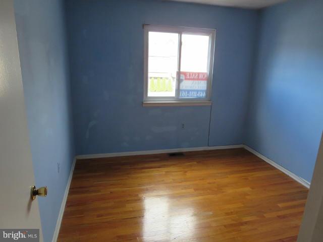 8257 Vosges Road Baltimore, MD 21208 - Photo 7 of 13 Bedroom
