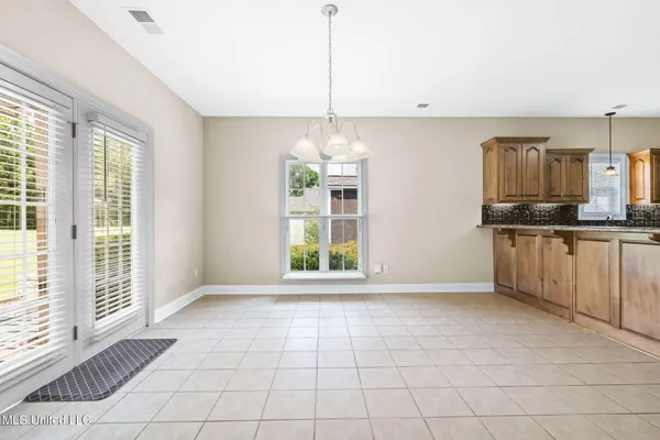 $465,000 | 10080 Green Forest Drive, Hernando, MS 38632