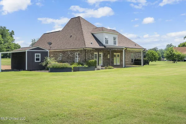 $465,000 | 10080 Green Forest Drive, Hernando, MS 38632