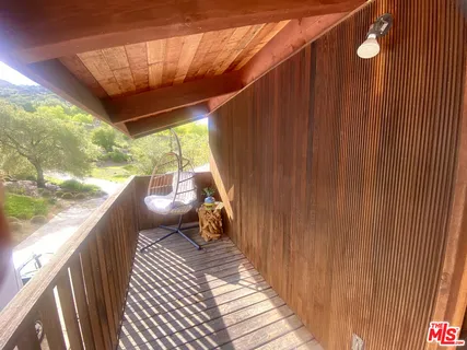 $3,000,000 | 421 Westlake Boulevard, Malibu, CA 90265