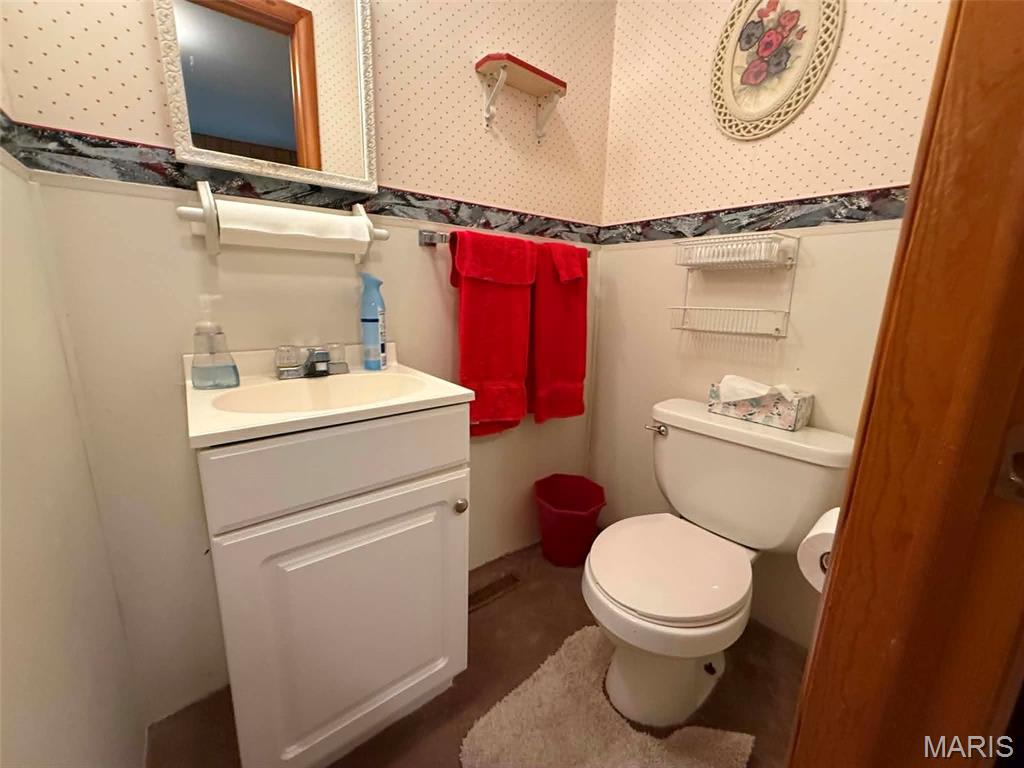 337 East 1st Street Ramsey, IL 62080 - Photo 15 of 17