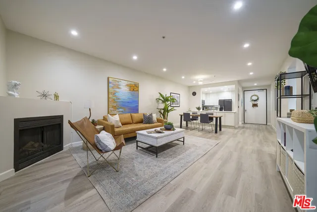 $695,000 | 625 South Berendo Street, Unit 308, Los Angeles, CA 90005