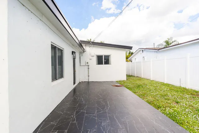 $625,000 | 6370 Plunkett Street, Hollywood, FL 33023