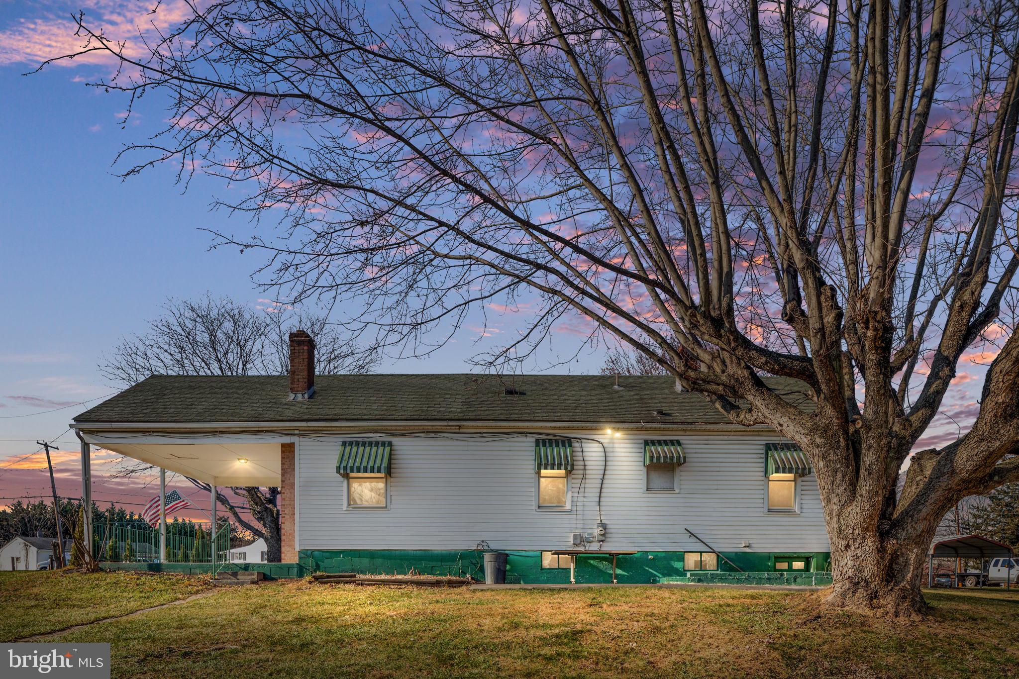 456 Welltown Road Winchester, VA 22603 - Photo 2 of 32 Gallery Image 2