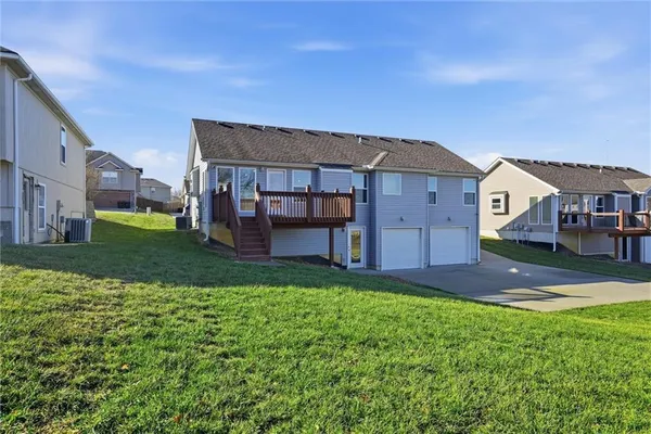 $350,000 | 1219 Cherry Street, Warrensburg, MO 64093