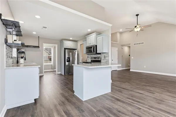 $350,000 | 1219 Cherry Street, Warrensburg, MO 64093