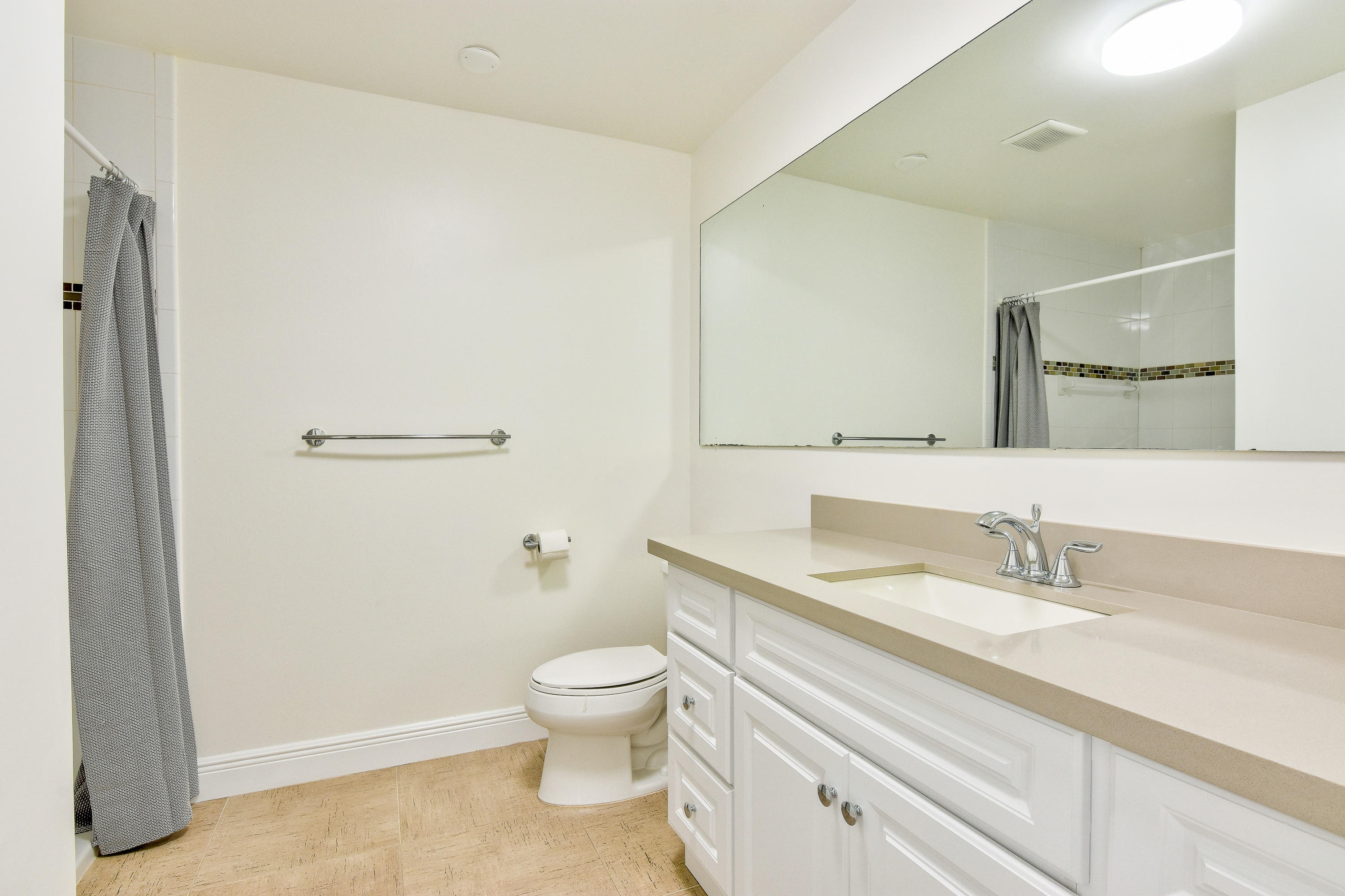 1149 Northwest 13th Street, Unit 7 Boca Raton, FL 33486 - Photo 12 of 14 1149 upstairs bath